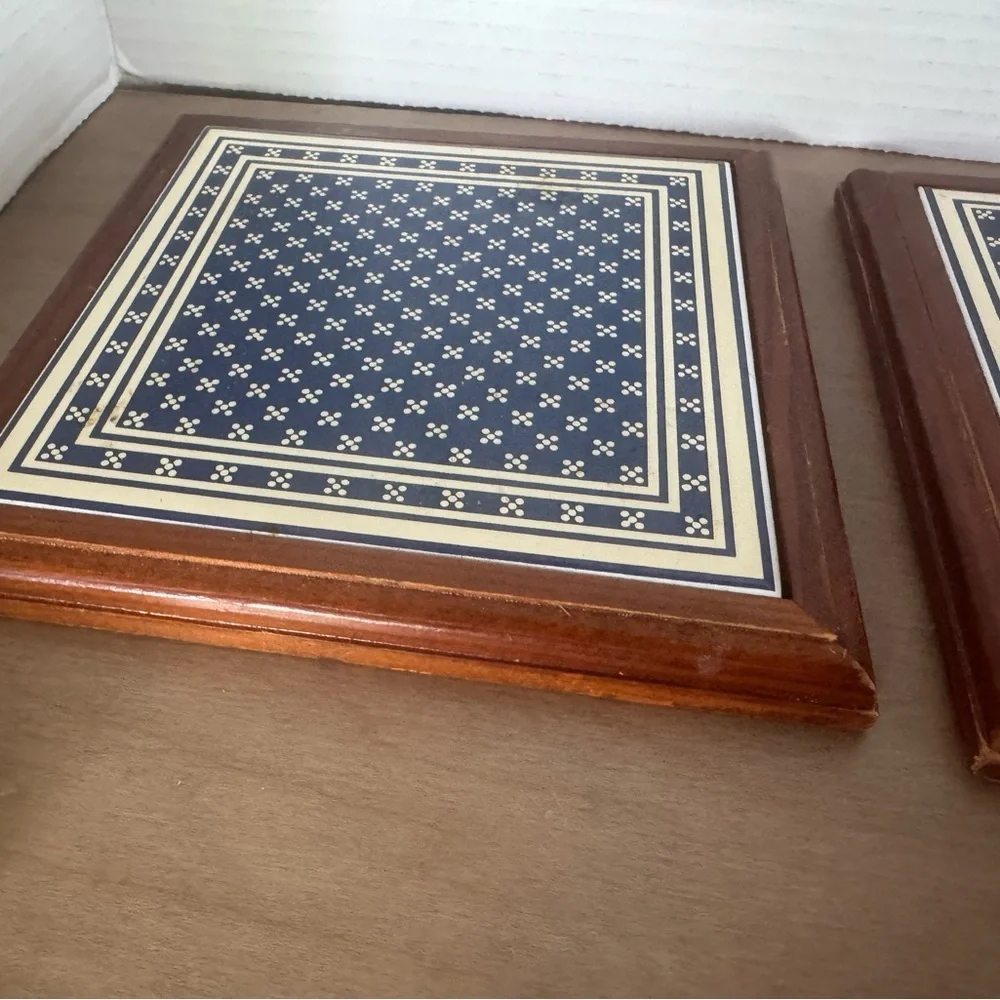 Navy and White Patterned Trivet Set